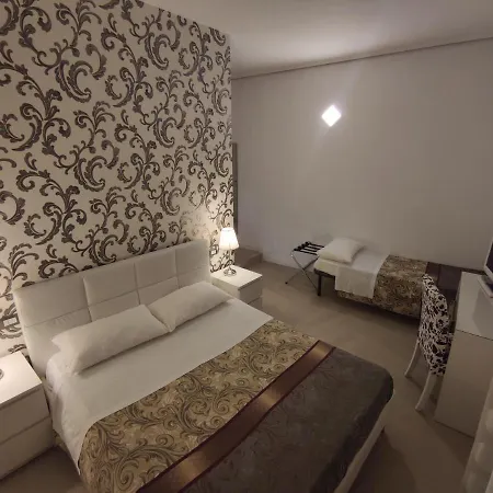 Sami Rooms - Teatro A 400 Mt - Ortigia A 1500 Mt - Syrakus Exterior foto