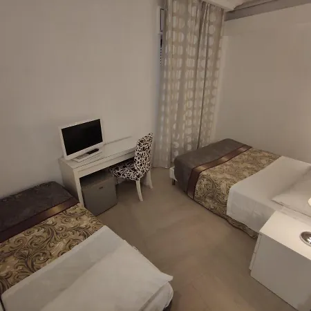 Sami Rooms - Teatro A 400 Mt - Ortigia A 1500 Mt - Syrakus Exterior foto