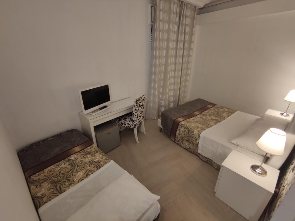 Sami - Teatro A 400 Mt - Ortigia A 1500 Mt - Maison d'hôtes *